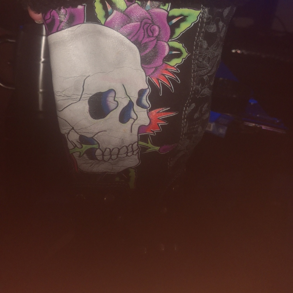 Ed Hardy skull boots size 6